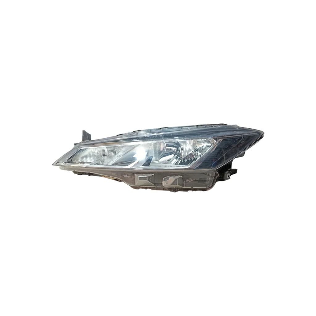 Farol Esquerdo Nissan Kicks 2023  - Nissan - KICKS - 2023 - Special Edition - PN: 260605r10a