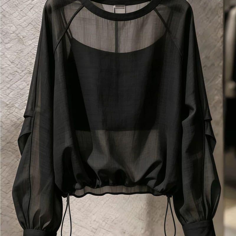 Produtos europeus high-end preto nicho cordão plus size topo feminino 2026 verão luz estilo luxo solto temperamento cami