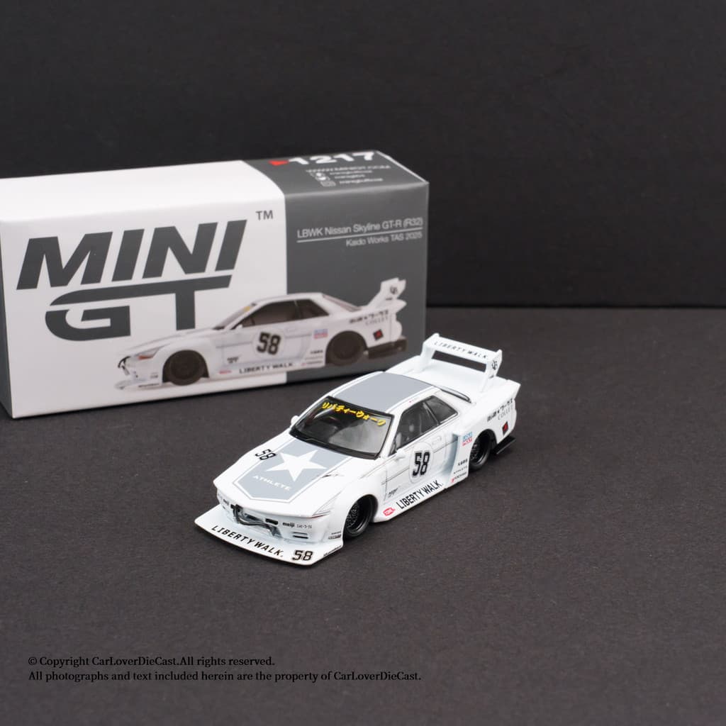 Modelo de carro de coleção de liga MiniGt 1: 64 #1217 Obras Nissan GT-R32 LB-Kaido