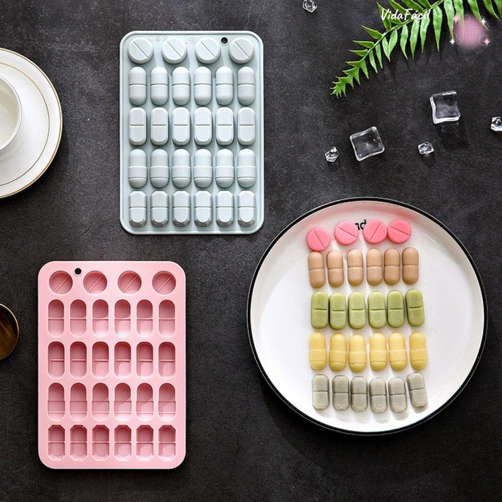 Molde Em Forma De Cápsula Perfumada , Reutilizável Do Comprimido Projeto Da Cavidade 28 , Bandeja Flexível Silicone