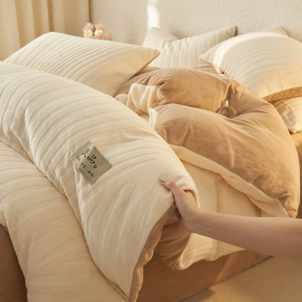 Inverno leite velo cama conjunto de quatro peças engrossado quente dupla face velo colcha capa Coral velo folha de cama