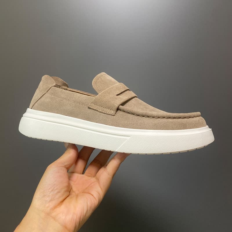 2026 outono novo estilo velho dinheiro estilo mocassins masculinos deslizamento-em sapatos masculinos de sola macia resp