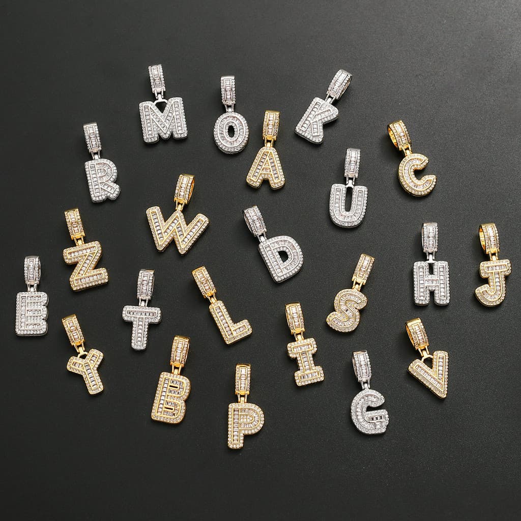 Colar Unissex com Letras Brilhantes – Pingente de letra estilo hip-hop com diamantes, acompanha corrente de 60 cm de com