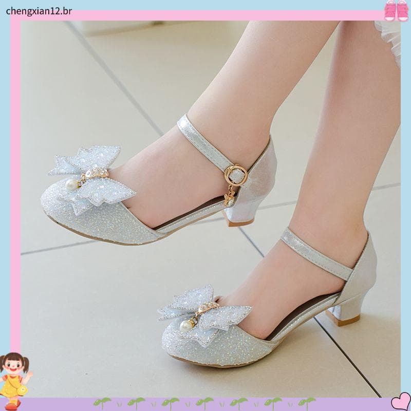 Meninas sandálias verão 2026 novo estilo moda crianças sapatos de princesa médio grande crianças strass meninas dança d