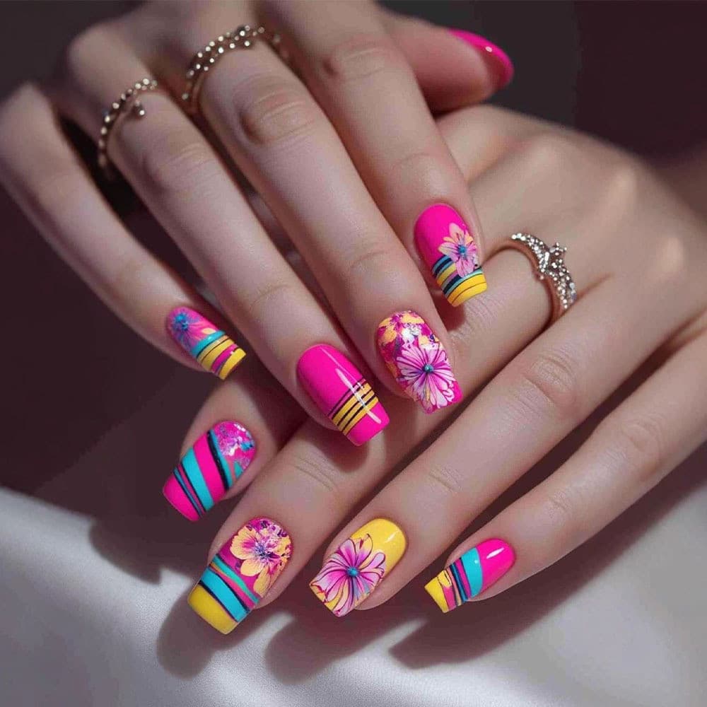 Prensa Quadrada Média Longa Em Unhas , Design Floral Colorido E Listrado , Pontas De Falsas Removíveis Da Moda