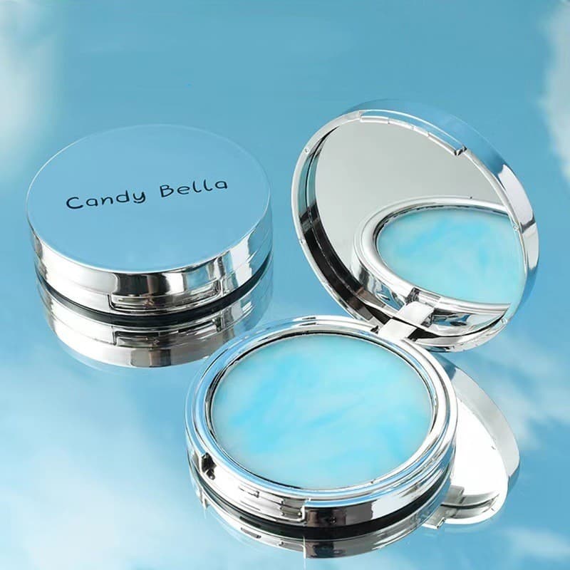 O Pó Fixador CandyBella Cloud Pink é um pó compacto não pulverulento que é delicado, suave para a pele e proporciona um