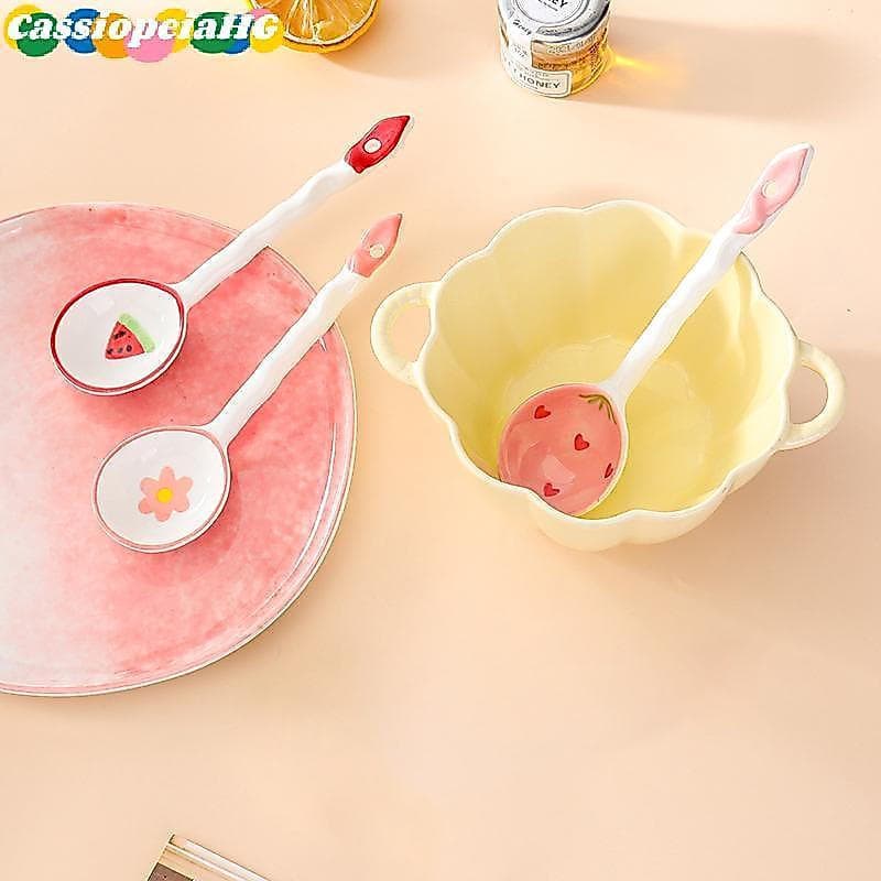 (Cassiopeiahg) Colher de Cerâmica para Sopa em Forma de Morango Kawaii, Pintada à Mão, para Sorvete, Café e Sobremesas,