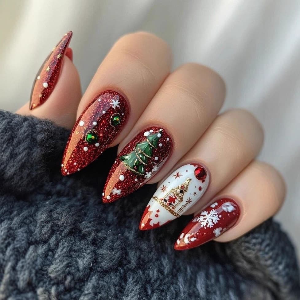 Usando unhas série de natal bonito dos desenhos animados dourado Glitter árvore de natal Manicure unhas falsas produto a