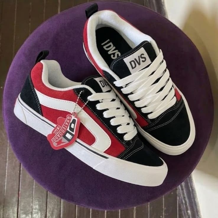 Tenis feminino masculino Skool tendencia academia estiloso