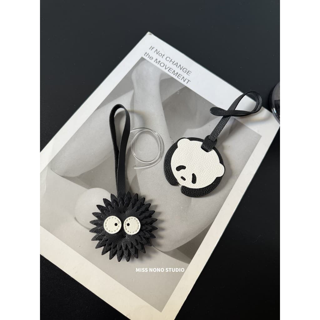 Saco pingente dos desenhos animados Panda pequena boneca preto briquetes saco pingente bonito único saco pingente chavei