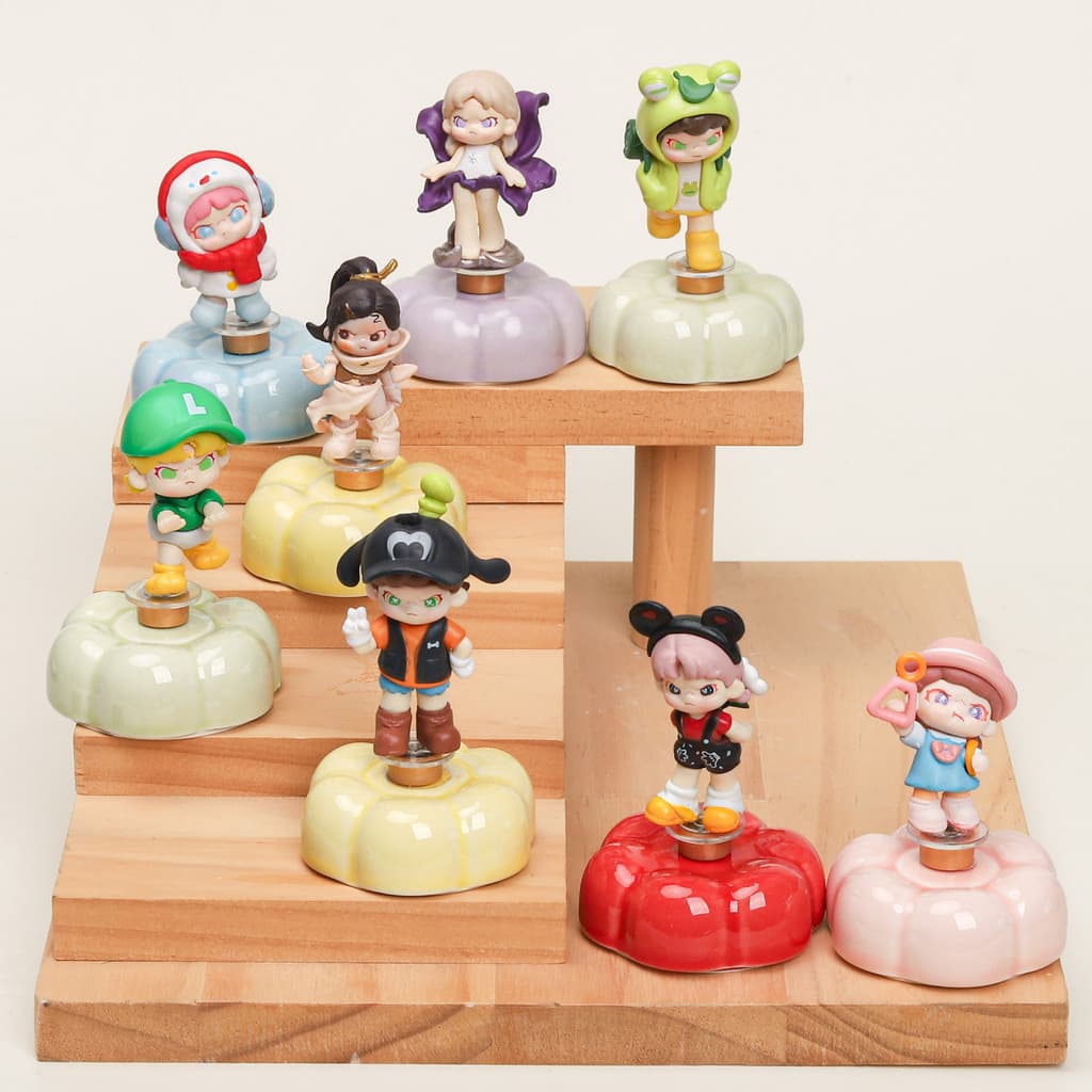 Dora Zhuanzhuanle decoração do carro dos desenhos animados girando boneca Console central do carro decoração Desktop des