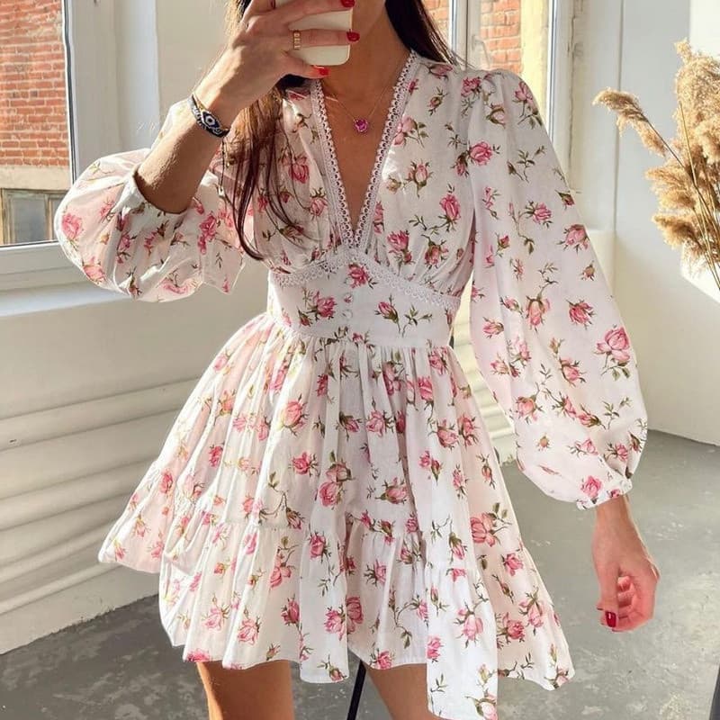 Novo Vestido Curto Feminino com Estampa e Renda, Decote em V, Estilo Doce 123