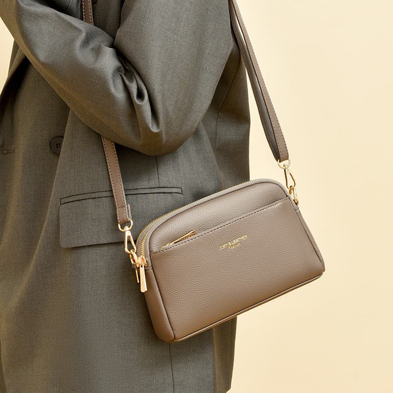 Bolsas femininas idosas de meia-idade 2026 novo estilo de grande capacidade bolsa mensageiro de um ombro mochila feminin