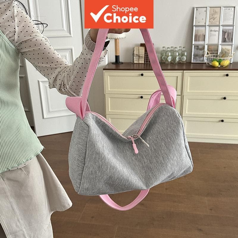 Bolsa tiracolo esportiva com blocos de cor cinza-rosa | Bolsa tipo travesseiro com zíper casual e estampa de letras para
