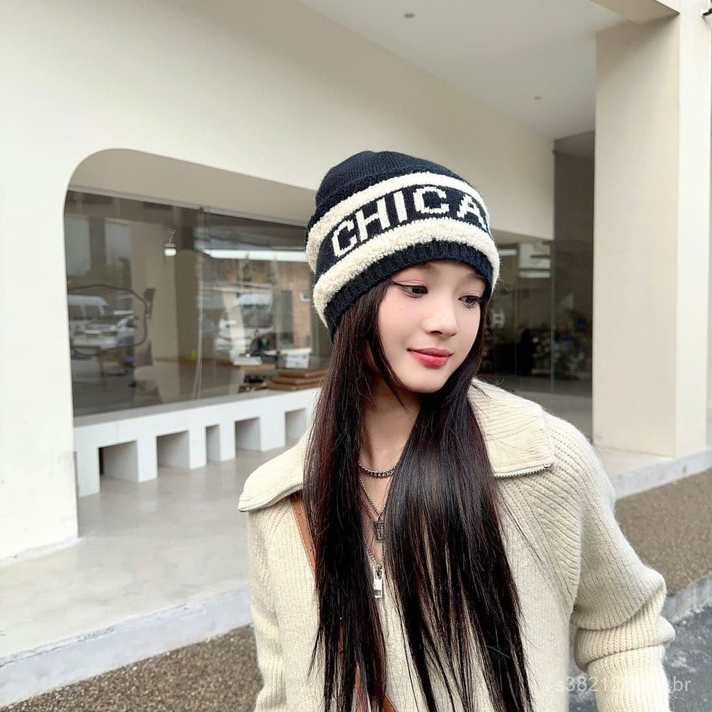 Gorro de malha com estampa de letras coreanas em preto e branco, com linhas, gorro à prova de vento para outono e invern