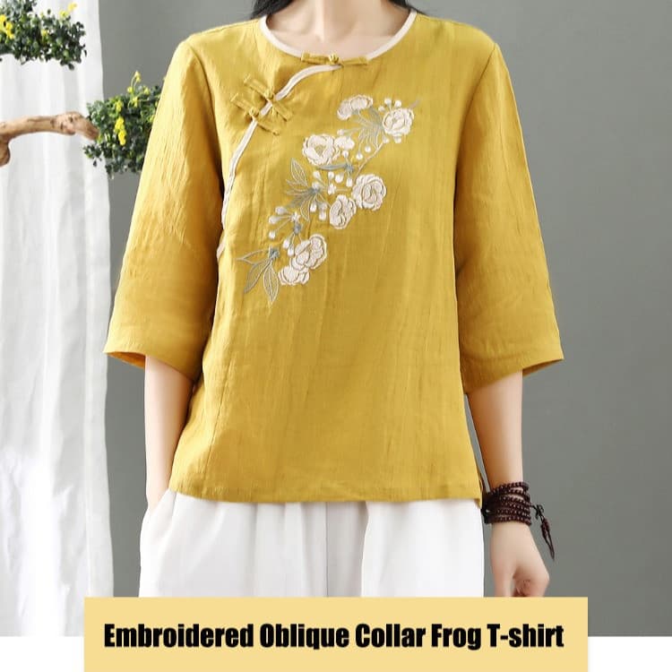 [Estilo Vintage] Camiseta Bordada com Gola Oblíqua para Verão e Outono/Blusa Solta/Moda Feminina