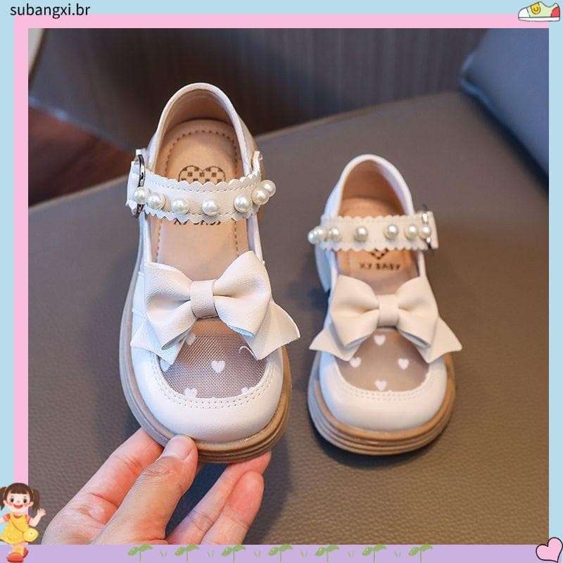 Sapatos de couro pequenos de sola grossa primavera verão sapatos infantis couro envernizado 2026 novo estilo meninas men