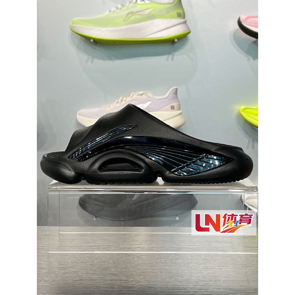 Li Ning Sandálias Chinelos 2026 Verão Novos Produtos Anti-Wu BADFIVE SLIDE Chinelos de quadra de basquete masculino ABTW