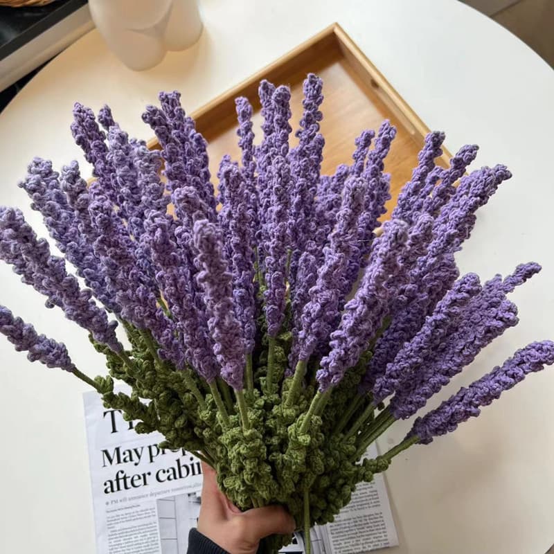 Lã tricotada à mão lavanda pacote de Material acabado buquê de simulação de flores preservadas buquê de correspondência