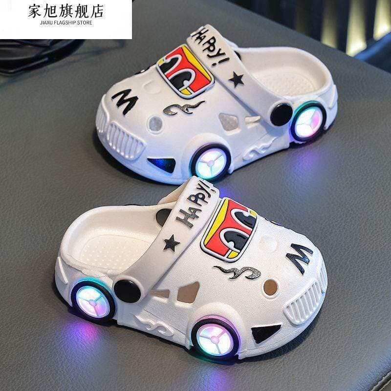 2026 novo estilo crianças chinelos luminosos verão meninos crianças ao ar livre Baotou dois Wear Anti-deslizamento bonit
