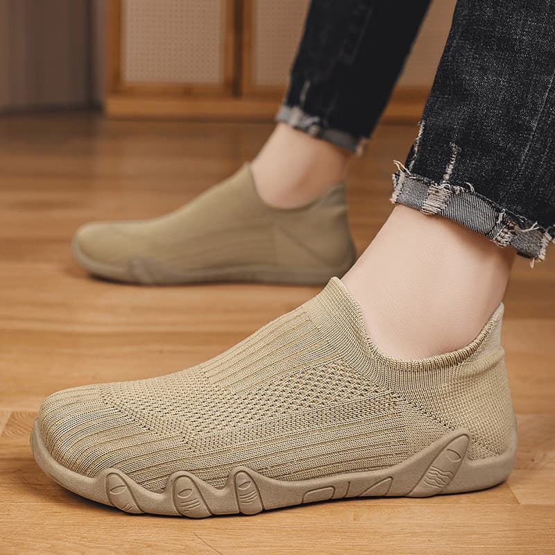 Sapatos masculinos verão respirável deslizamento-On voando tecido malha meias esportivas sapatos KS8865