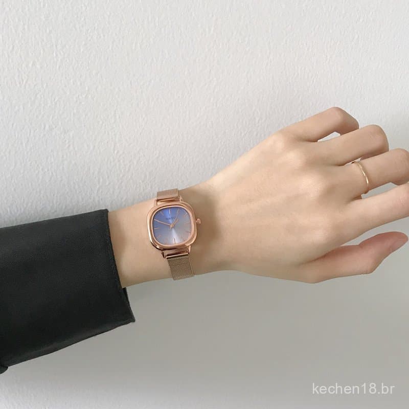 Relógio quadrado popular para mulheres, estilo ins, clássico retrô vintage de nicho, com corrente de metal, compacto, si