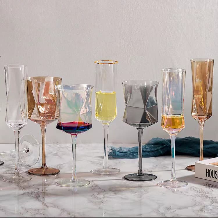 Novo colorido geométrico vidro cristal estilo europeu taça uva vidro vermelho champanhe vidro de água colorido âmbar cin