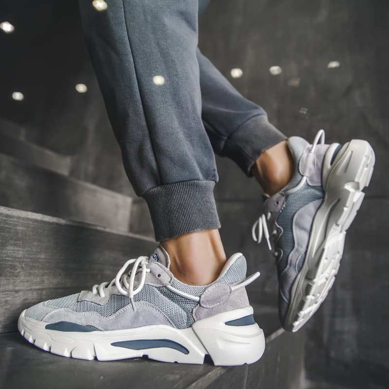 Sapatos de malha de verão masculino respirável estilo fino desodorante estilo Hong Kong sapatos masculinos leves aumenta