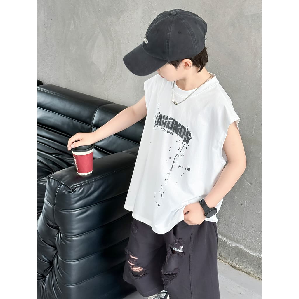 Roupas infantis meninos colete na moda legal camiseta roupas de verão 2026 novo estilo grandes meninos sem mangas camise