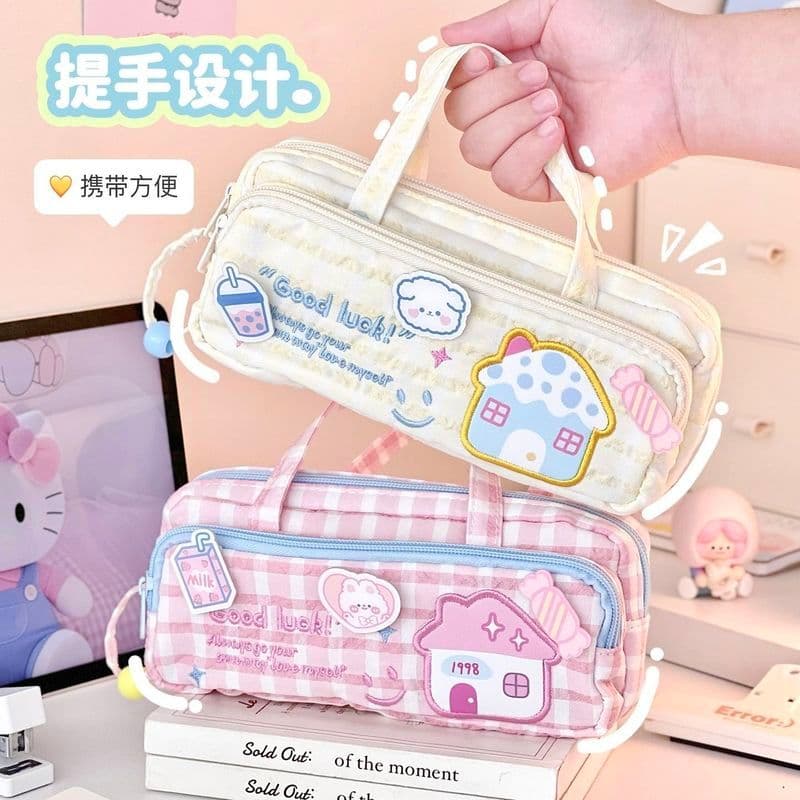 Estoque pronto Estojo de lápis de papelaria para casa pequena bordado de camada dupla Bolsa de armazenamento fofa de gra