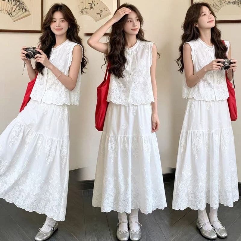 Francês doce oco bordado sem mangas camiseta de duas peças feminino linda saia única estilo férias terno#现货法式甜美镂空刺绣无袖T恤衫