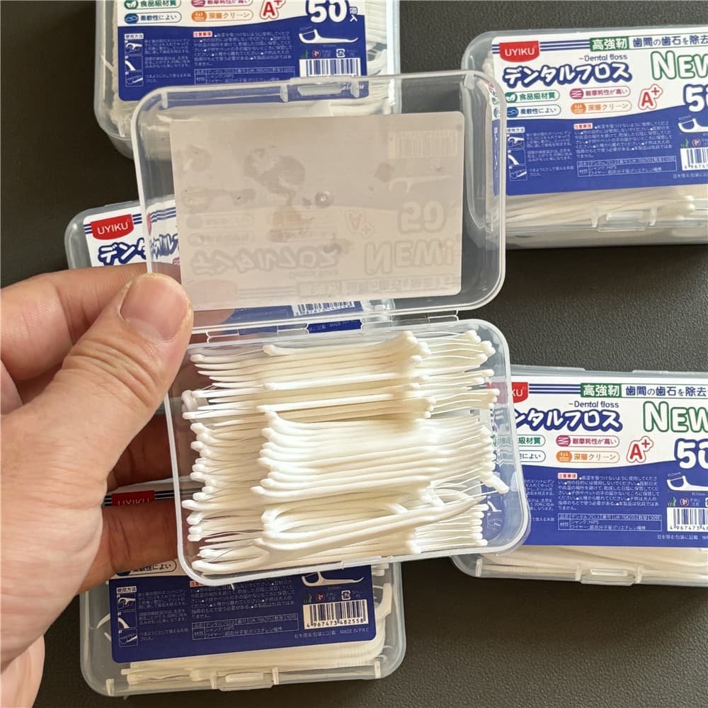 Boutique estrangeira Pacote de 50 palitos 1 caixa Pacote portátil de fio dental fino prático para família BI