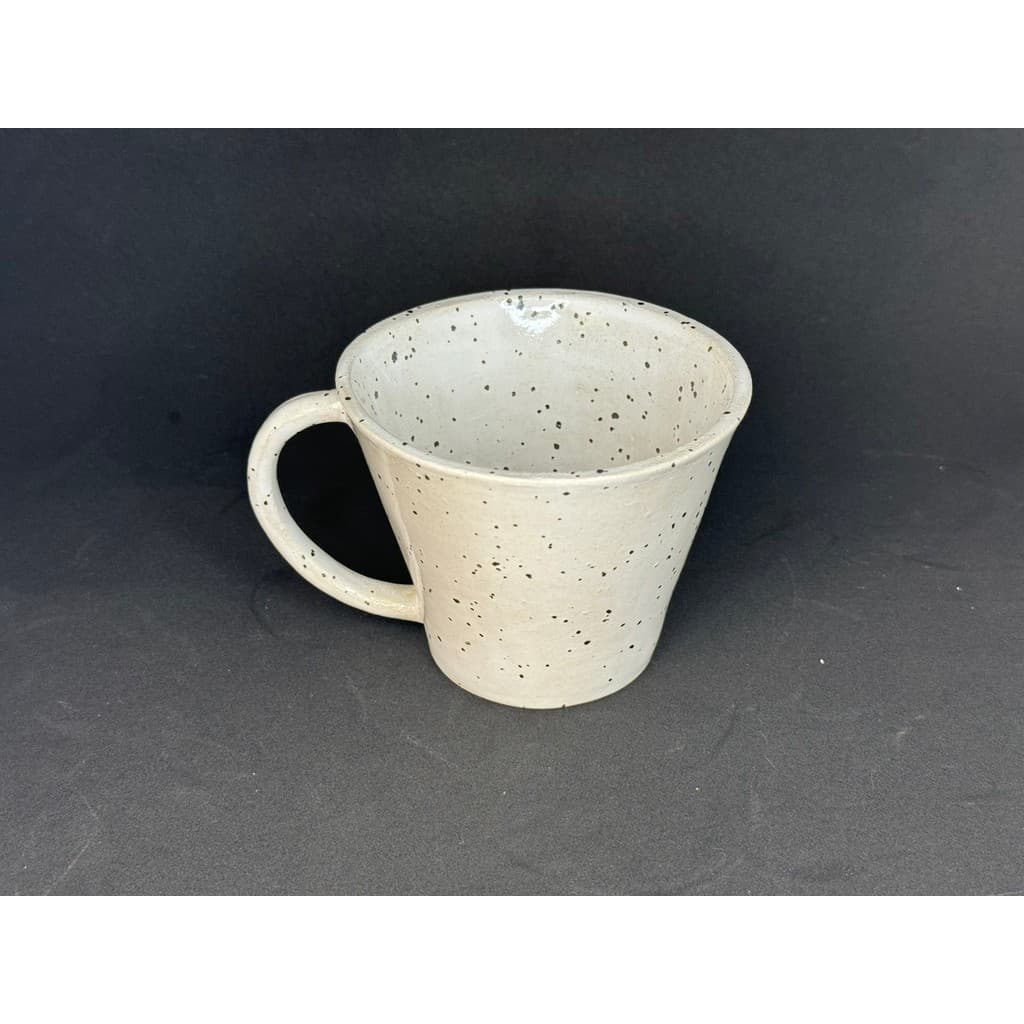 Caneca de Cerâmica Artesanal Cônica 250ml