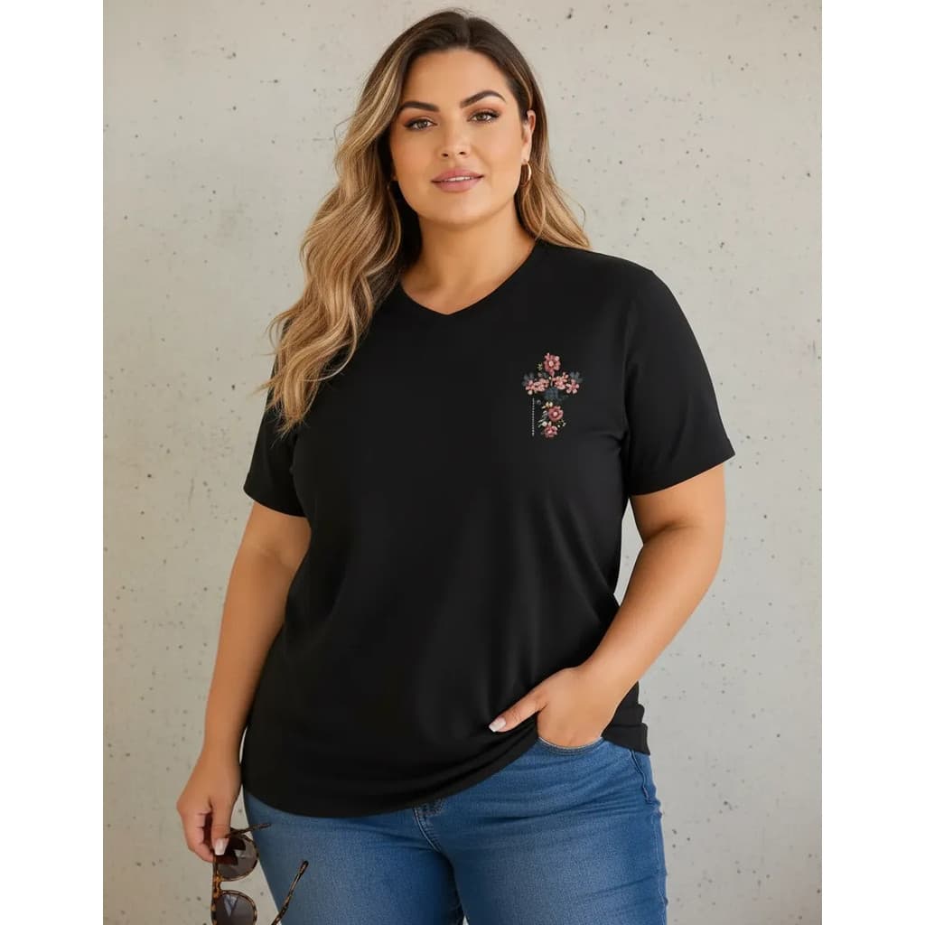 Camiseta Plus Size Feminina Estampa Cruz Flor