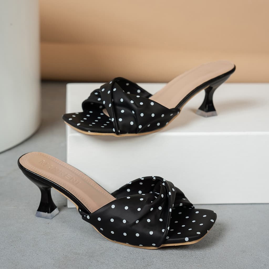 Sandálias Stiletto chinelos pronto estoque 2026 novo estilo senhoras chinelos de salto alto Plus Size 43