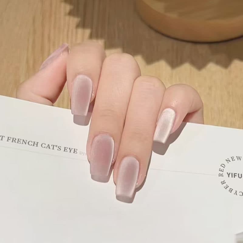 Olho de gato fosco de seda de pêssego fumado usando unhas suaves menina estilo coreano fresco High-End nicho Design Mani