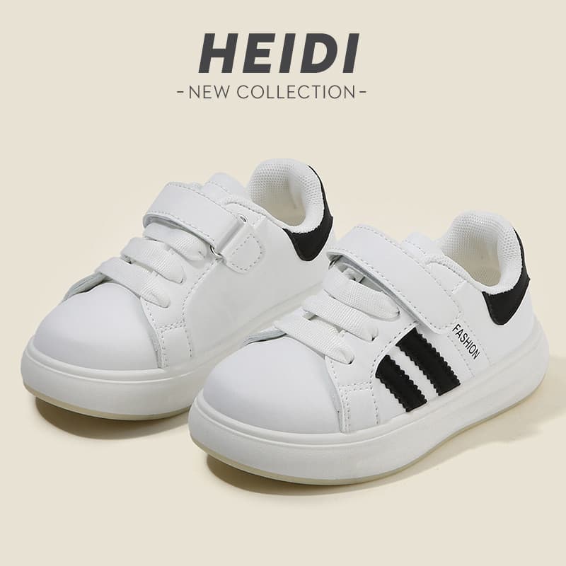 Crianças McQueen sapatos 2026 primavera outono novo estilo meninos sapatos brancos leves sapatos esportivos de sola maci