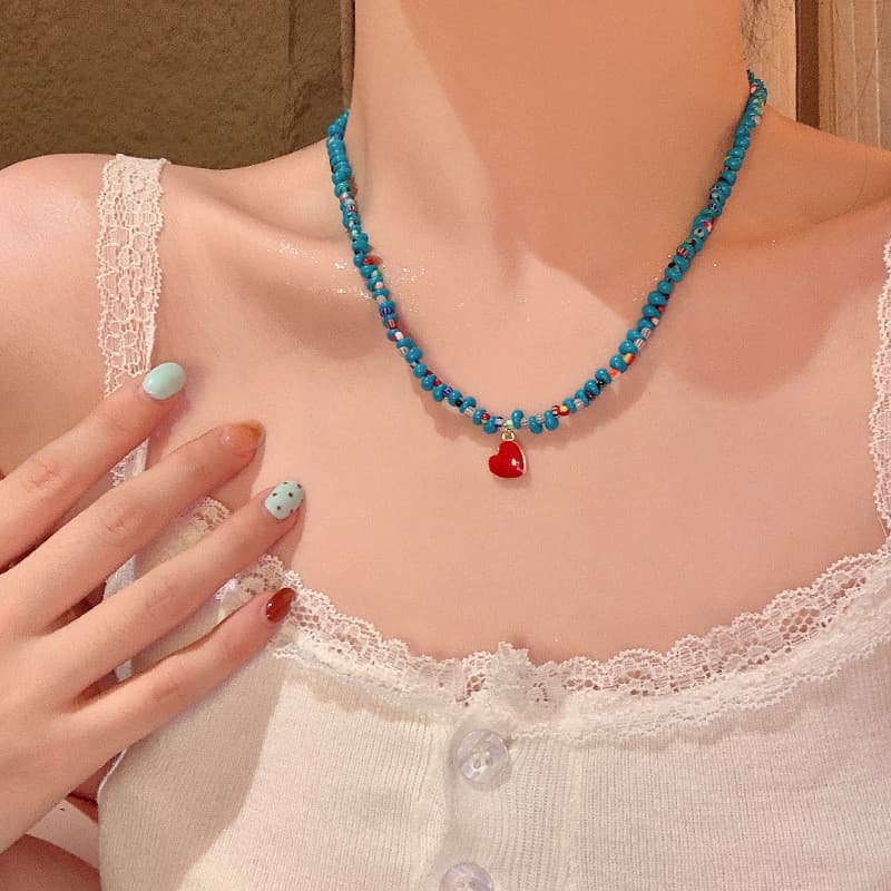 [Estoque pronto] Dopamina cor pedra frisado colar feminino luz luxo clavícula corrente gotejamento esmalte amor elegante