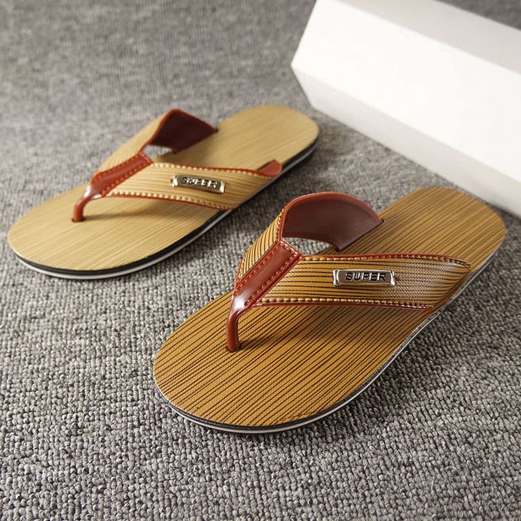 [Summer Essentials] Chinelos clássicos de grão de madeira Chinelos confortáveis para uso externo Chinelos de praia em es