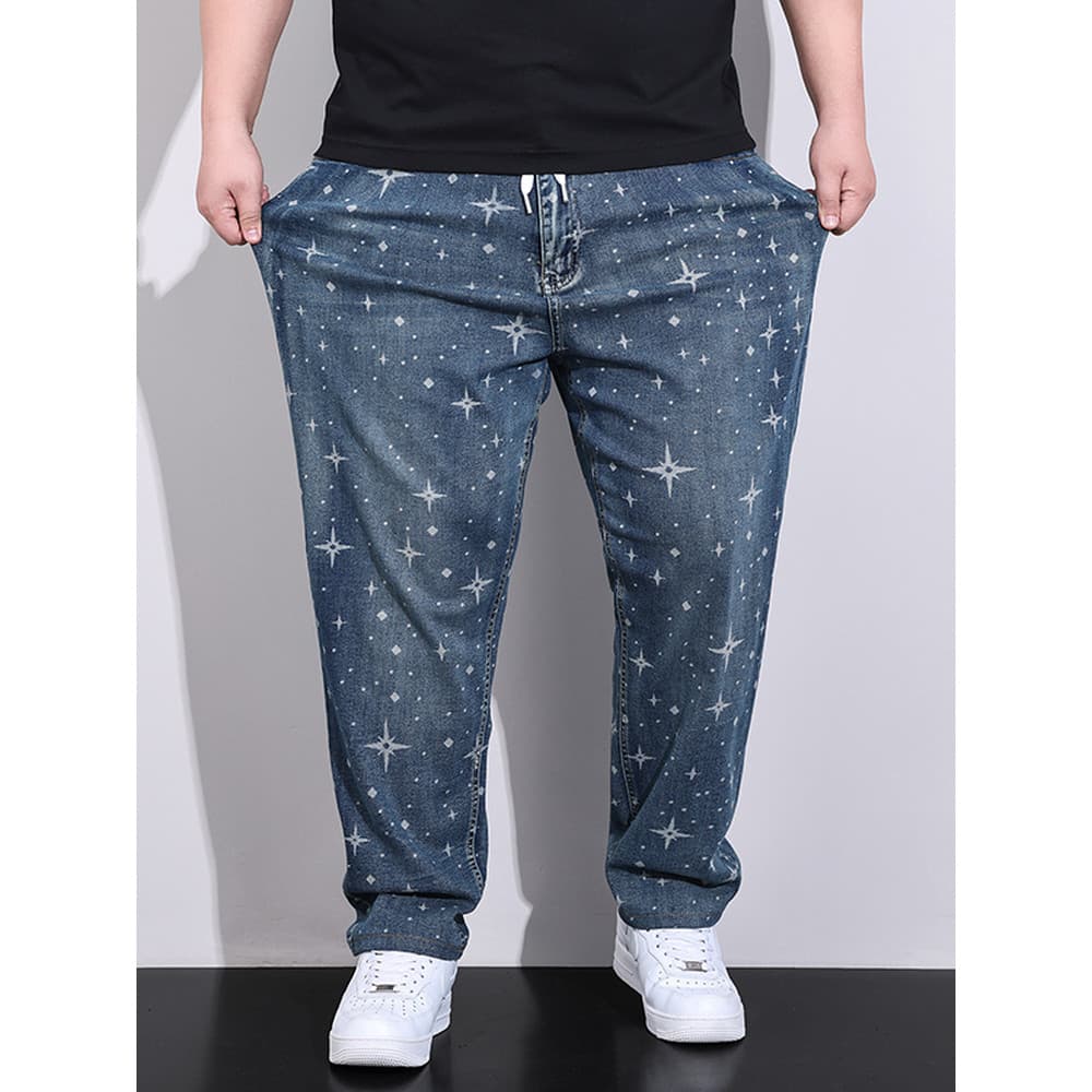 T na moda fora da rua americano Laser queimado flor artesanato verão Jeans mais calças masculinas gordas soltas em linha