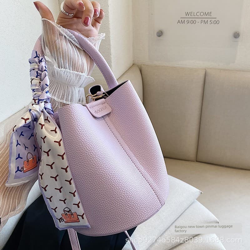 bolsa feminina Bolsa Bolsa de moda transfronteiriça cor sólida 2025 novo estilo estilo francês fresco bolsa mensageiro d
