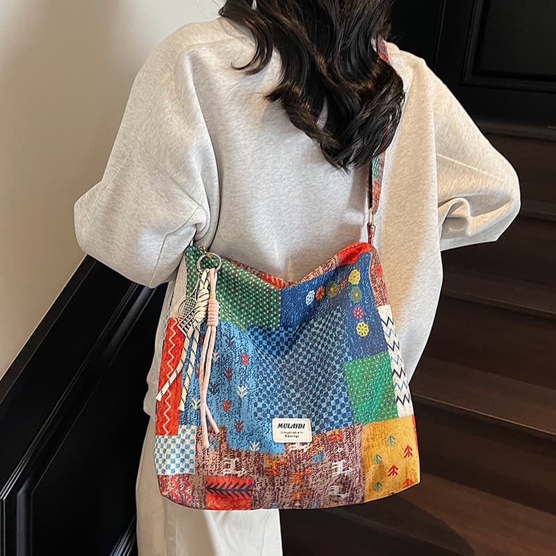 Bolsa bolsa transversal feminino Nicho Original Retro contraste cor estilo étnico 2025 primavera novo estilo Denim bolsa