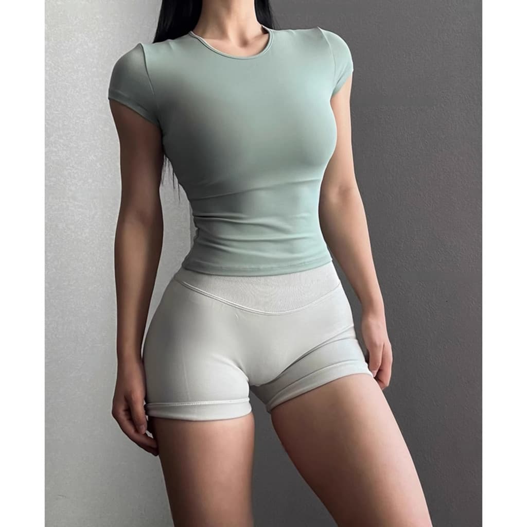 Casa especial Clássico fácil de usar Yoga topos magro esportes correndo treinamento camiseta de manga curta mostrar cint