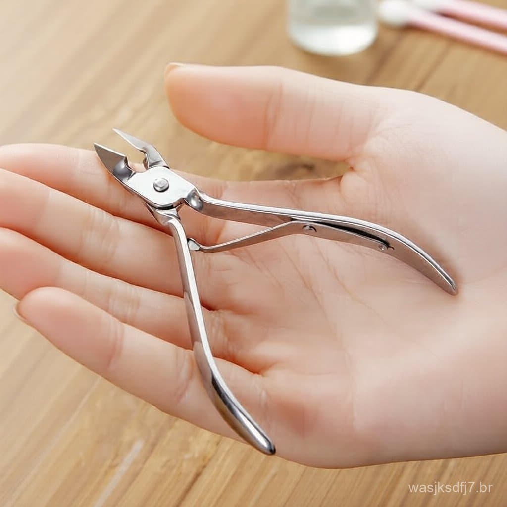Tesoura de Cutícula de Aço Inoxidável para Unhas & Pés 1 unidade – Ferramenta Durável para Remoção Suave de Cutículas e
