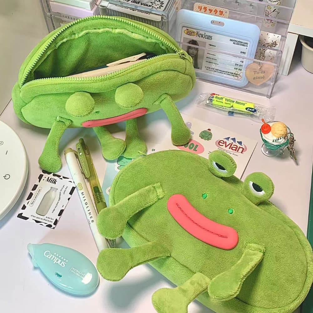 Saco De Lápis De Pelúcia Sapo Verde Criativo Feio Bonito Grande Capacidade Estudante Papelaria Armazenamento Caneta