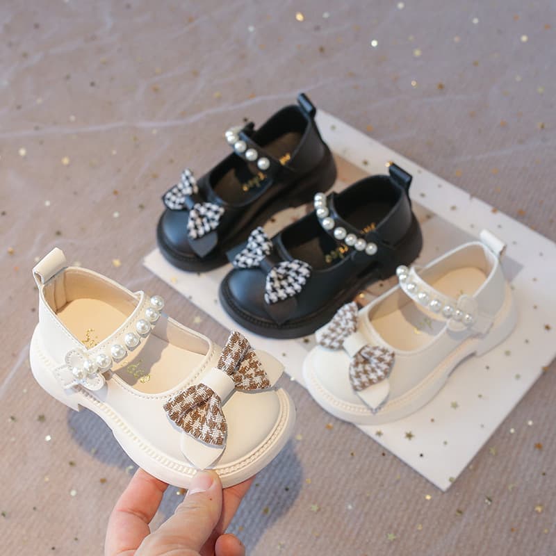 Princesa pequenos sapatos de couro 2026 novo estilo meninas sapatos sola macia estilo ocidental primavera outono tendênc