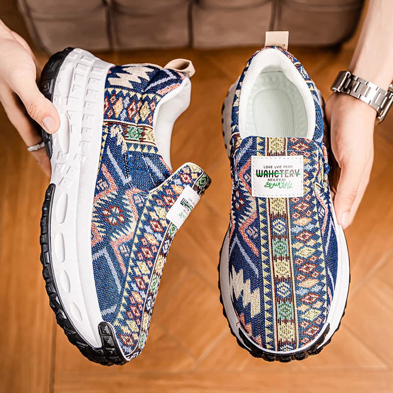 Sapatos masculinos 2026 primavera novo estilo de sola grossa antiderrapante resistente ao desgaste sapatos de lona moda