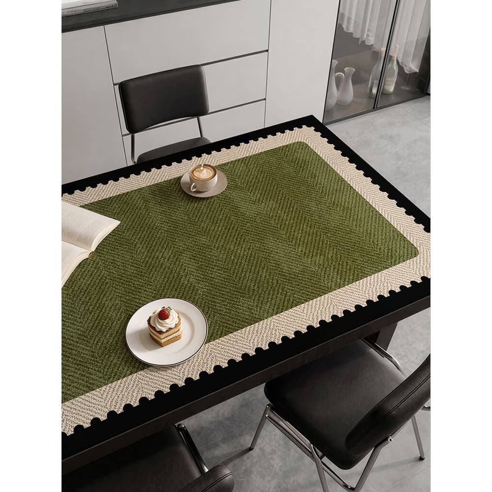 2026 Novo estilo francês Retro tapete de mesa impermeável à prova de óleo Anti-escaldante toalha de mesa descartável luz