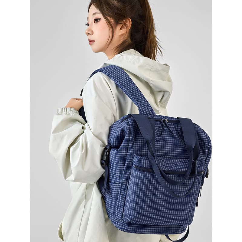 Grande capacidade Multi-Purpose xadrez mochila feminina esportes ao ar livre mochila de viagem na moda novo estilo de um