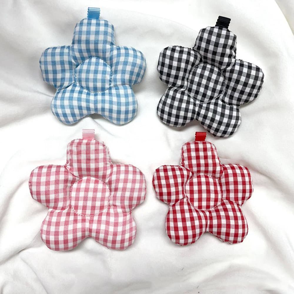 Grade Xadrez Acolchoada Flor Pingente Adorável Floral DIY Acessório Mochila Bolsa Charme Decorativo